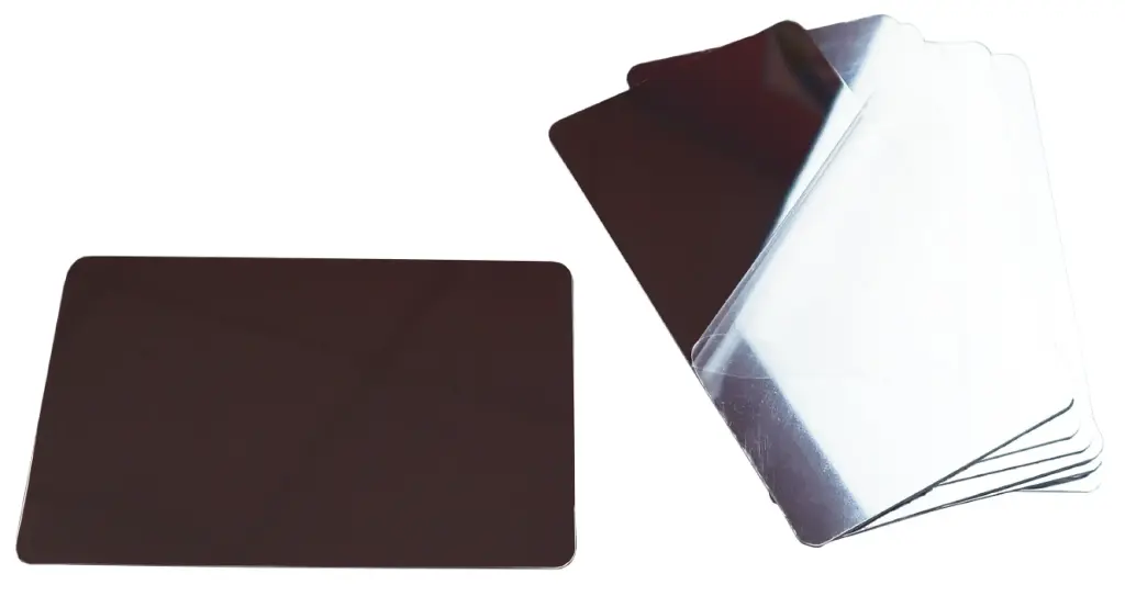 Kleine Kunststoffspiegel